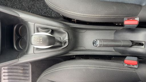 Peugeot 208 1.2 PureTech 68 - Like – 2015 – 73192 km – Essence – Boîte Manuelle — photo 9