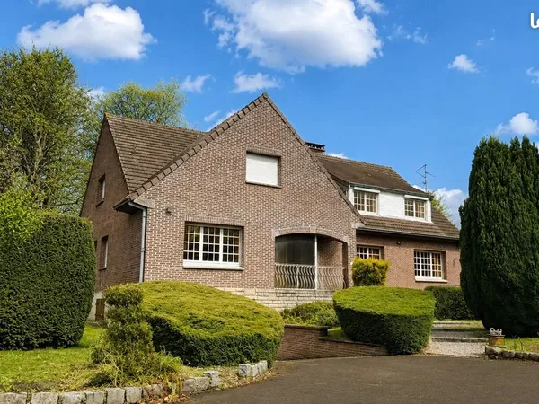 Propriété 7 pièces 232 m²