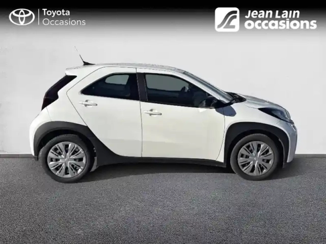 Toyota Aygo X 1.0 vvt-i 72 — photo 4
