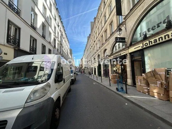 Local commercial 110 m²