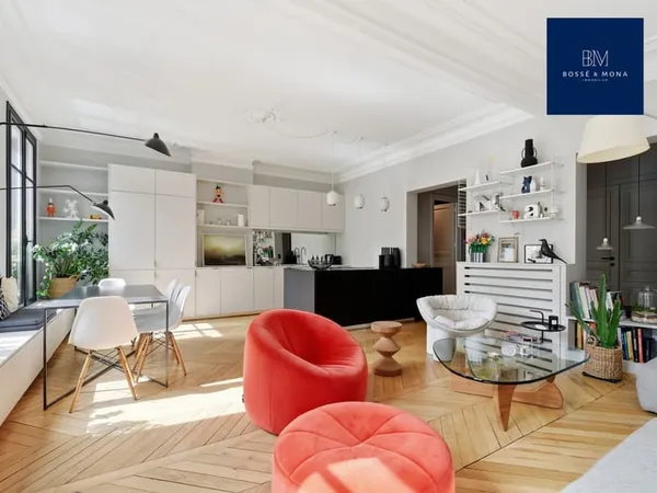 Appartement de 108m2 en parfait état situé à 400m du métro B
