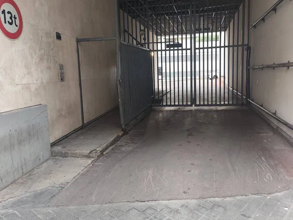 Parking 11 m²