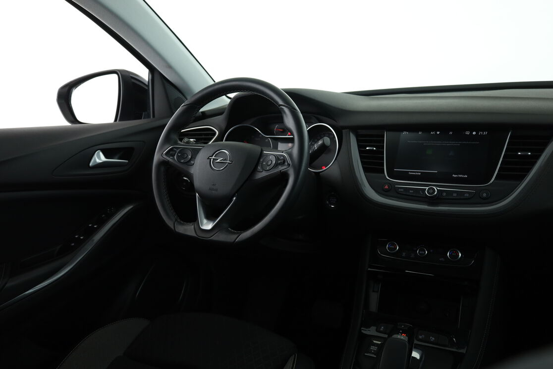 Opel Grandland X 1.6 Hybrid Elite Auto — photo 12
