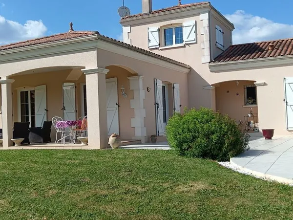 Maison a vendre en charente