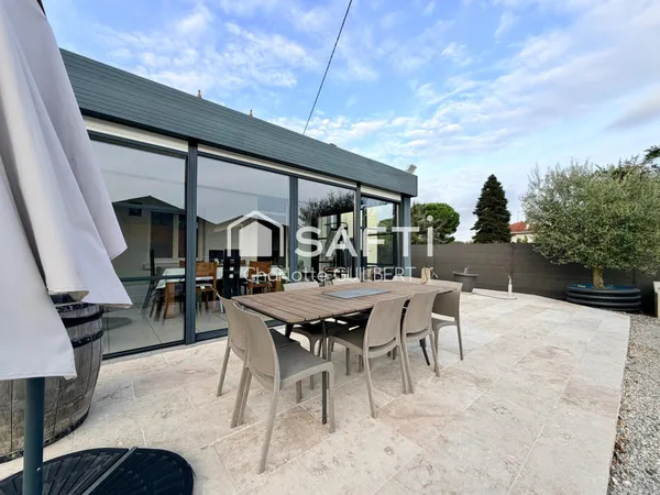 MAISON DE PLAIN-PIED AVEC 3 CHAMBRES ET JARDIN