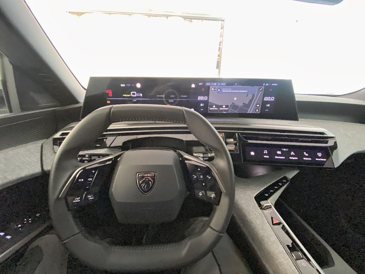 Peugeot 3008 electrique 210 ch 73 kwh allure — photo 12