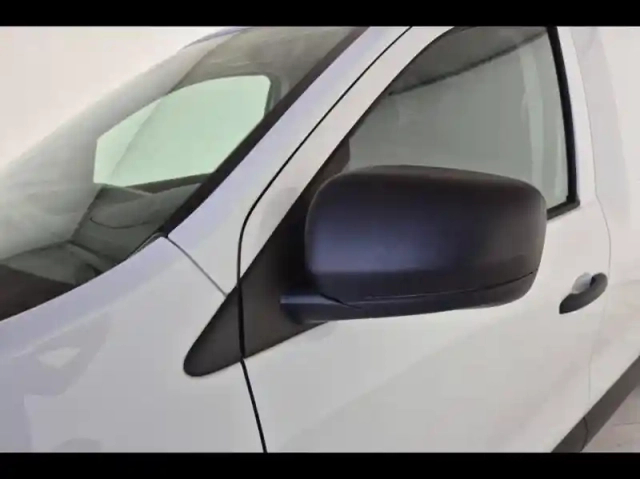 Renault Express Van 1.5 blue dci 95ch confort 22 — photo 10