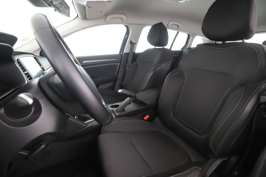 Renault Mégane Estate 1.5 dCi Blue Business EDC — photo 9