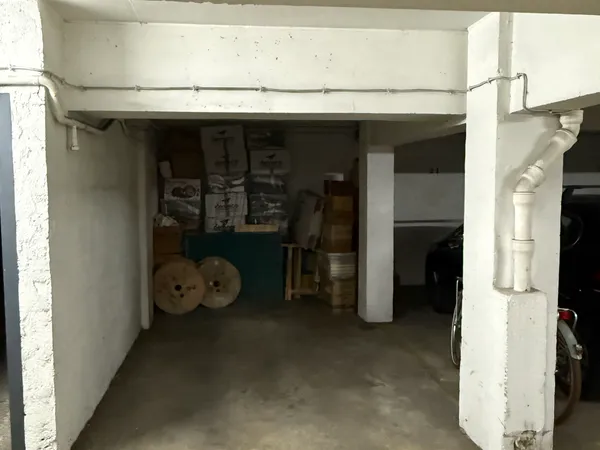 Vends parking - 12m²