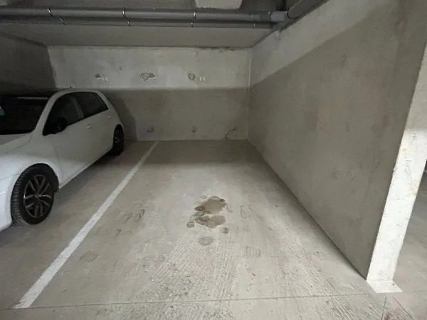 Parking 12 m²