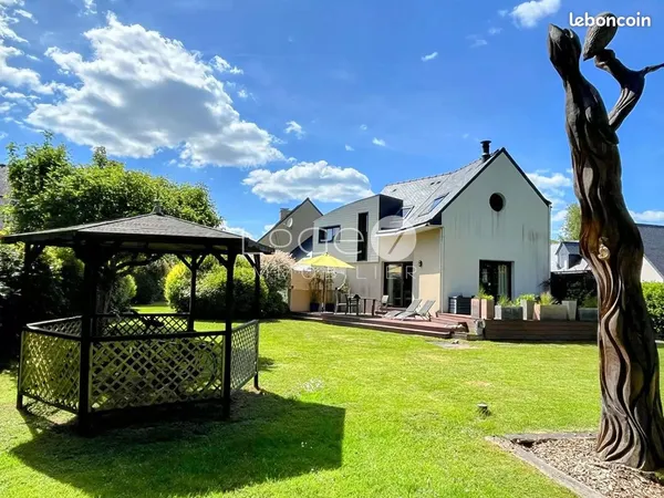 Maison 8 pièces 120 m²