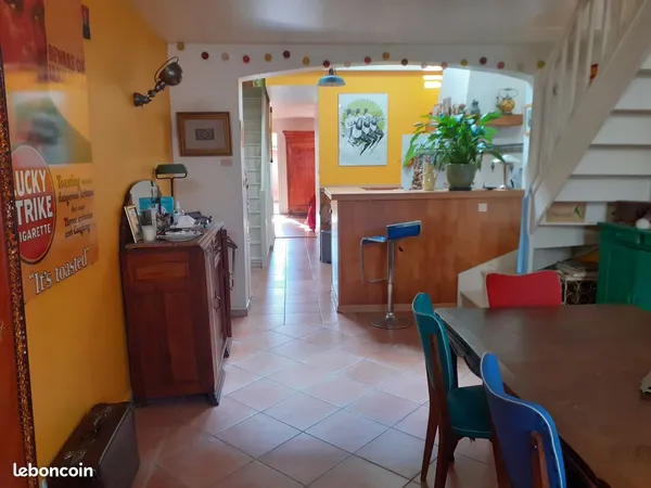 Maison - village de charme - tous commerces