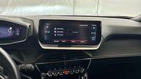 Peugeot 2008 1.2 PureTech 100ch S&S Allure Pack — photo 19