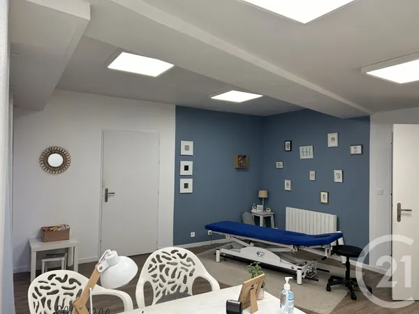 Local 65 m²