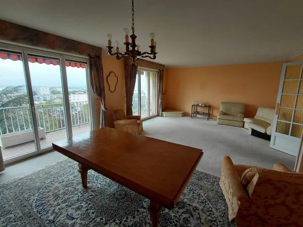 Appartement 6 pièces 154 m²