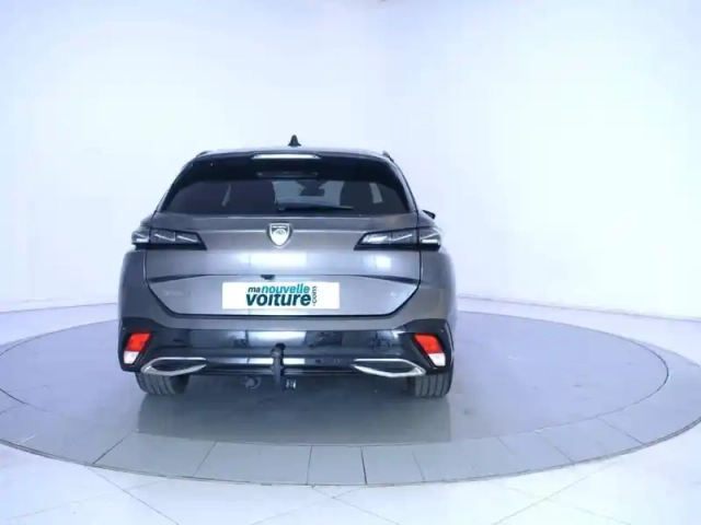 Peugeot 308 sw puretech 130ch s&amp;s eat8 — photo 10