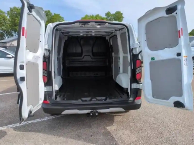 Ford Custom transit  fg 320 l1h1 2.0 ecoblue 136ch trail — photo 9
