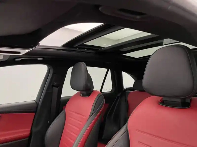 Mercedes Glc 400 e 9g-tronic 4matic — photo 24