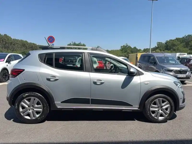 Dacia Sandero tce 90 - 22 — photo 6