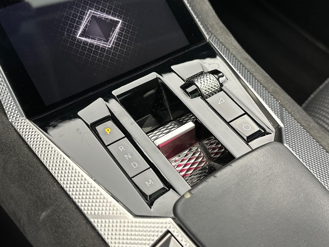 Ds Ds 4 puretech 130 eat8 performance line+ — photo 35