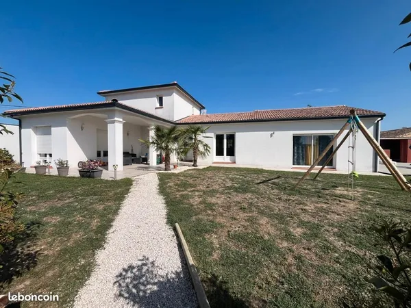 Location maison T6
