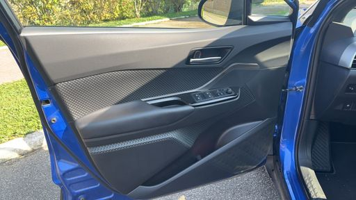 Toyota C-HR 1.8 VVT-i 122  Hybride 2WD CVT - Design – 2019 – 70409 km – Hybride essence – Boîte Automatique — photo 33
