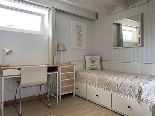 Loue chambre indépendante
