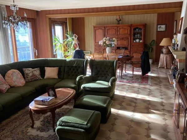 Appartement duplex lumineux avec vue dégagée en plein coeur de St Jean de Maurienne (73300)