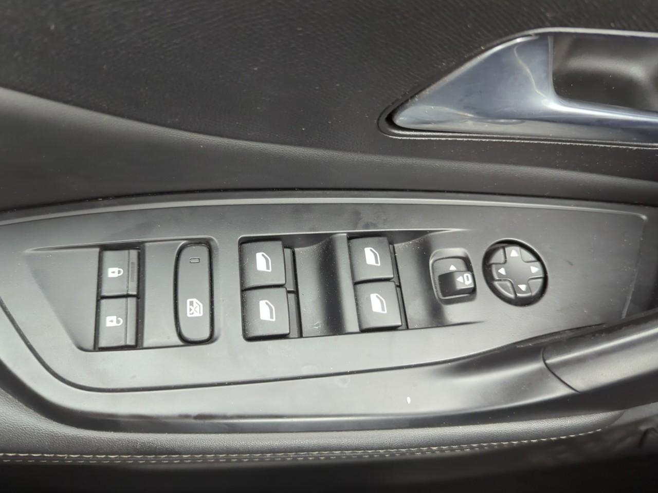 Peugeot 308 phev 180 e-eat8 allure pack — photo 22