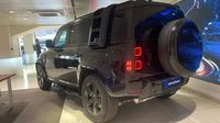 Land-Rover Defender 110 2.0 P300e PHEV Black Edition — photo 7
