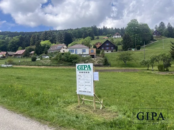 Terrain 877 m²