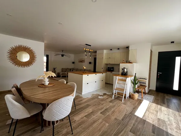 Maison 6 pièces 109 m²