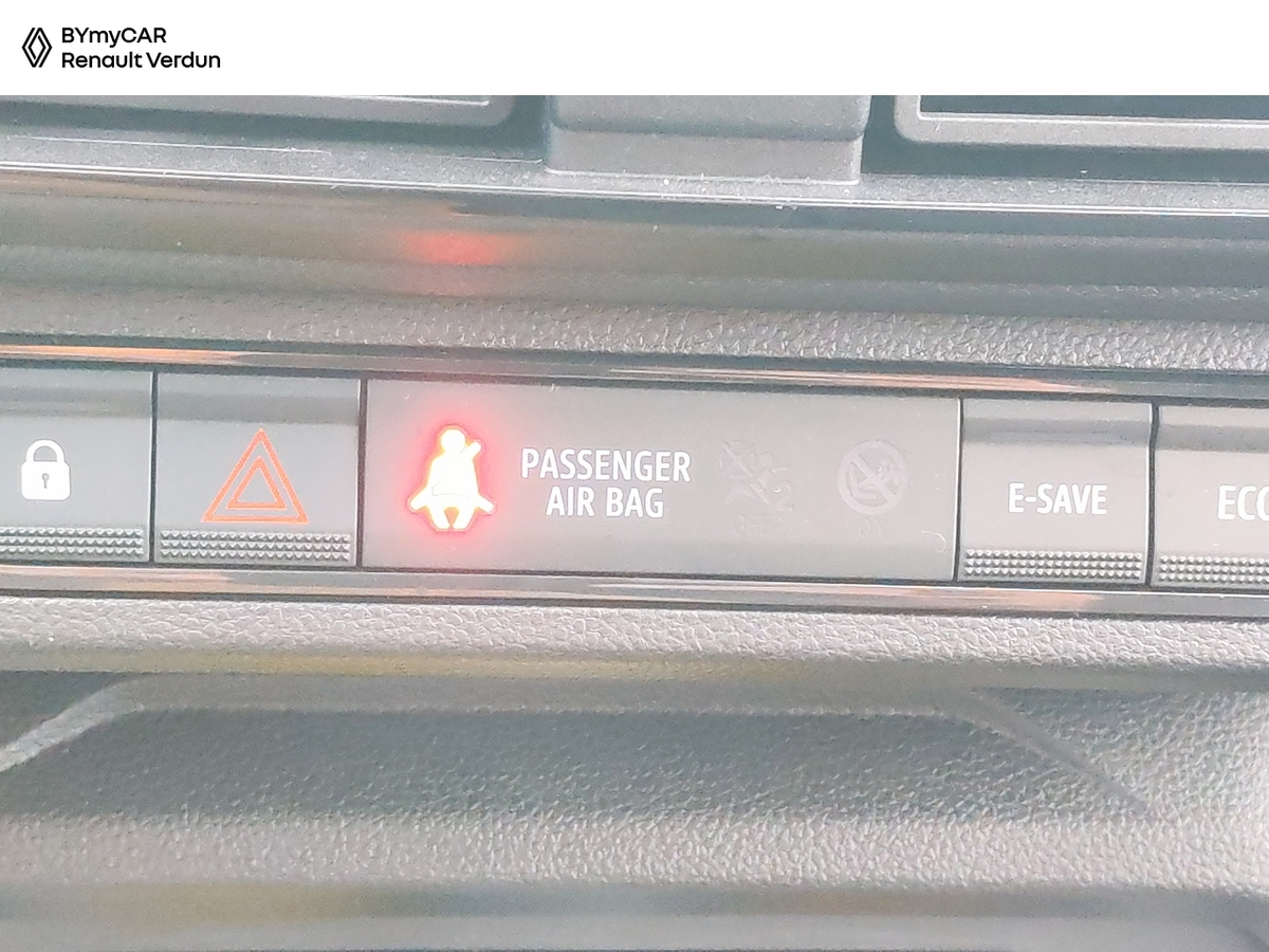 Dacia Jogger Hybrid 155 5 pl — photo 18