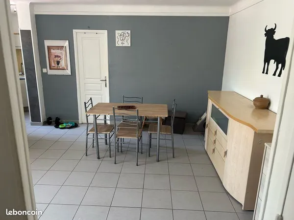 Studio meublé 32 m² - Nîmes
