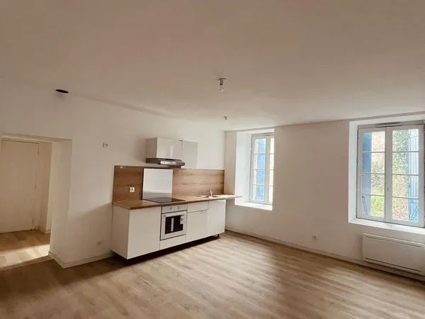 Studio rénové avec place de parking Mazamet
