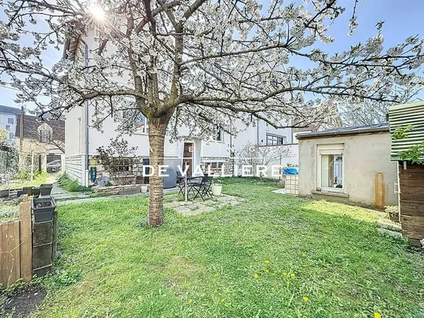 RUEIL-MALMAISON - PLATEAU - Maison familiale avec jardin et garage