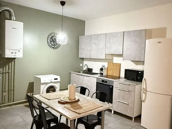 Appartement au centre ville calme donnant sur cour