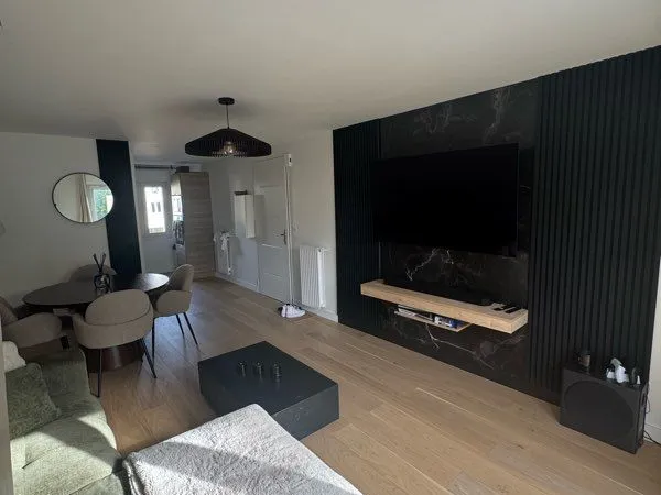 🏡 Duplex 65 m² entièrement rénové - Garage isolé & parking privatif