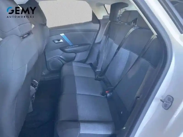 Citroën C4 e- 136 ch automatique — photo 10