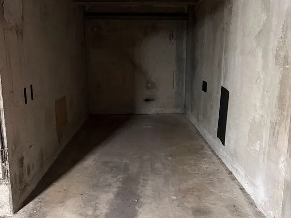URGENT: Emplacement parking souterrain 31500 PERIGNON à vendre 65 rue CASSAGNE libre de suite