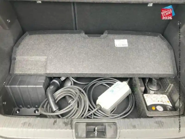 Renault Captur 1.6 e-tech hybride rechargeable 160ch initiale paris -21 — photo 14