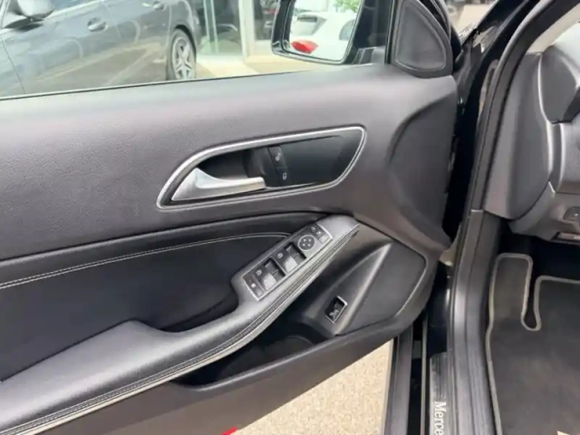 Mercedes Gla 200 d 4matic sensation — photo 14