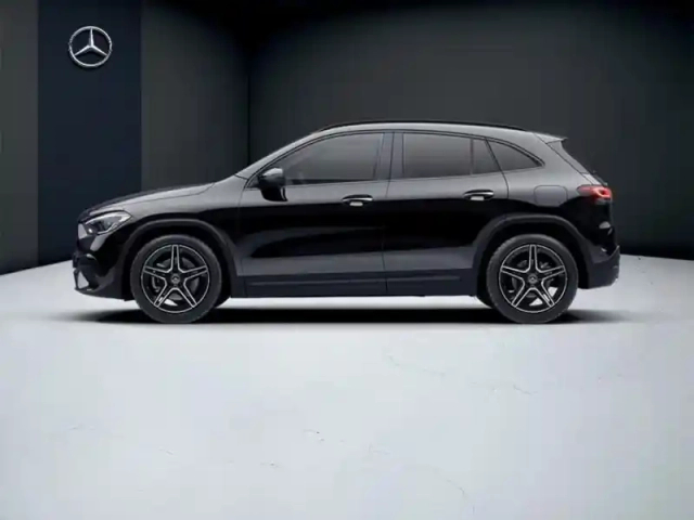 Mercedes Gla 200 d amg line — photo 2