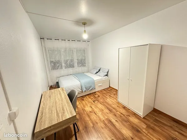 Chambre en colocation dans un appartement