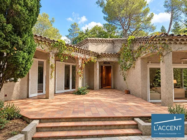 Maison de luxe 6 pièces 175 m²