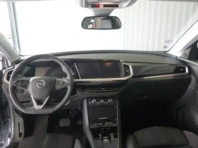 Opel Grandland 1.2 turbo 130ch gs bva8 — photo 15