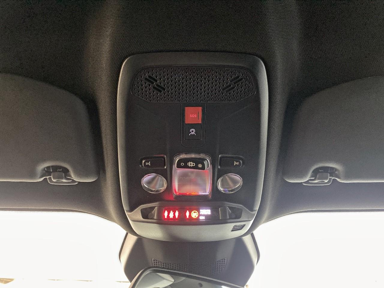 Peugeot 2008 hybrid 145 ch e-dcs6 allure — photo 19