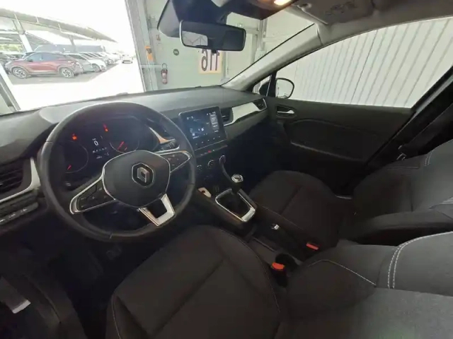 Renault Captur tce 90 — photo 10