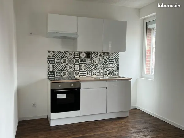Studio 1 pièce 27 m²