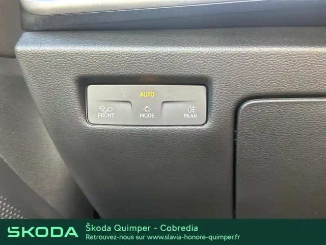 Skoda Superb combi 2.0 tdi scr 150ch sportline dsg7 — photo 15